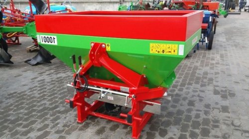 Разбрасыватель удобрений Strumyk 1000 л