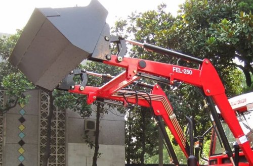 Фронтальний навантажувач FEL-250